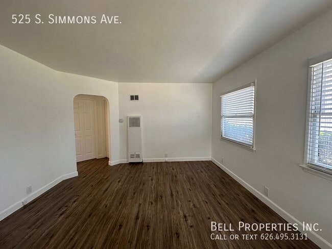 Photo - 525 Simmons Ave Apartamento