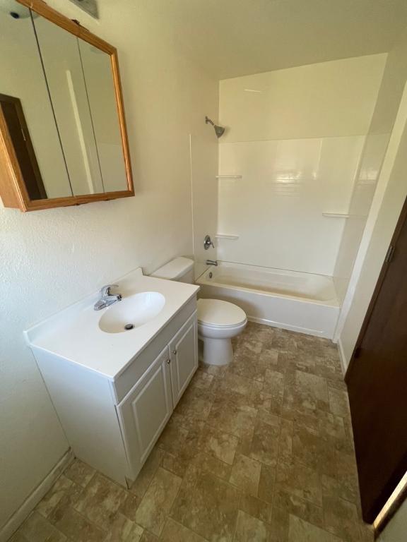 Photo - 383 2nd Ave