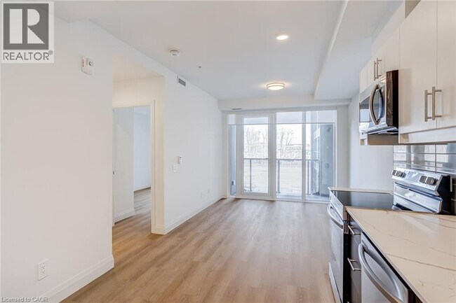 Photo - 1333 Weber St E Unité 301