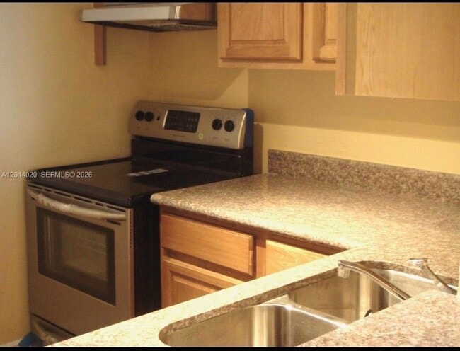 Photo - 9125 SW 77th Ave Unit 501