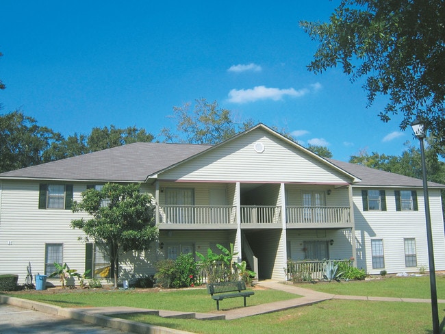 Hunters Run - No Vacancy; Waitlist Only!