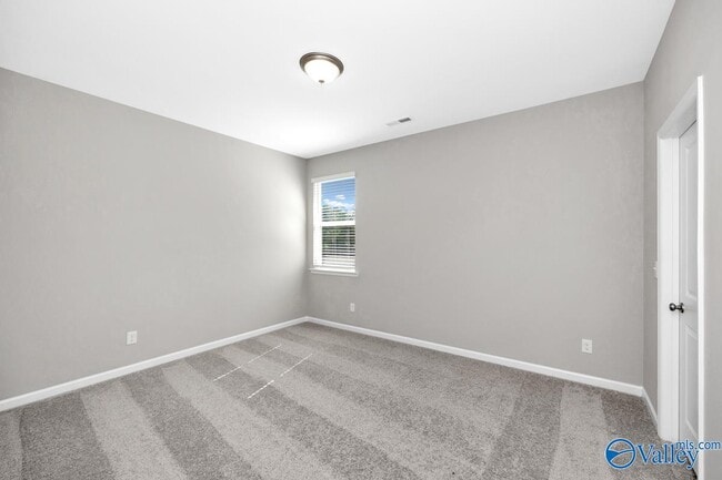 Photo - 103 Evergreen Ml Ln