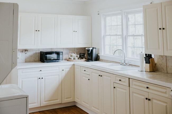 Photo - 309 E Lexington Ave