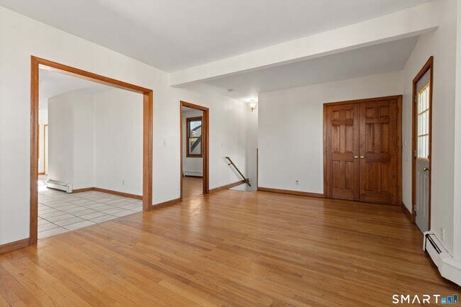 Photo - 275 Jennings Rd Unit 2