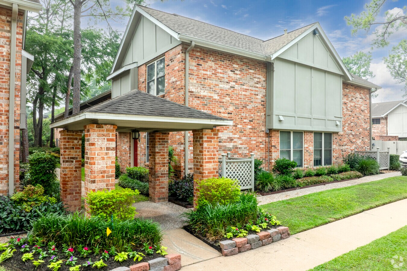 515 Tallowood Rd - Primaria - Tallowood Townhomes