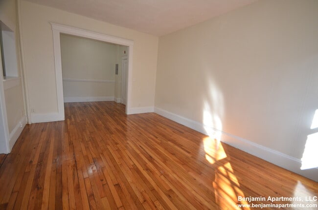 Photo - 1334 Commonwealth Ave Unidad 18