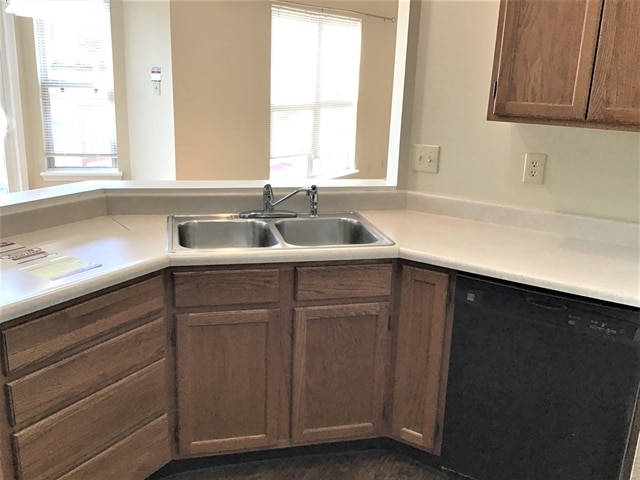 Photo - 1131 Clark Dr