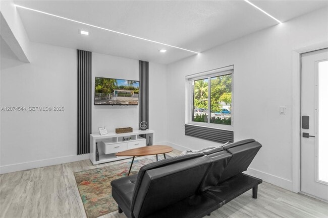 Photo - 5478 NW 1st Ave Unidad 5480
