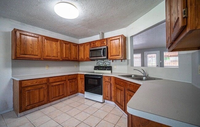 Photo - 6606 Felgate Creek Ct