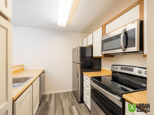 Photo - Comfortable 1-Bedroom Condo with Parking & Resort-Style Amenities