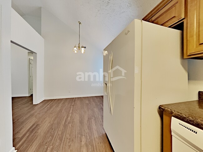 Photo - 3001 Mesquite Dr