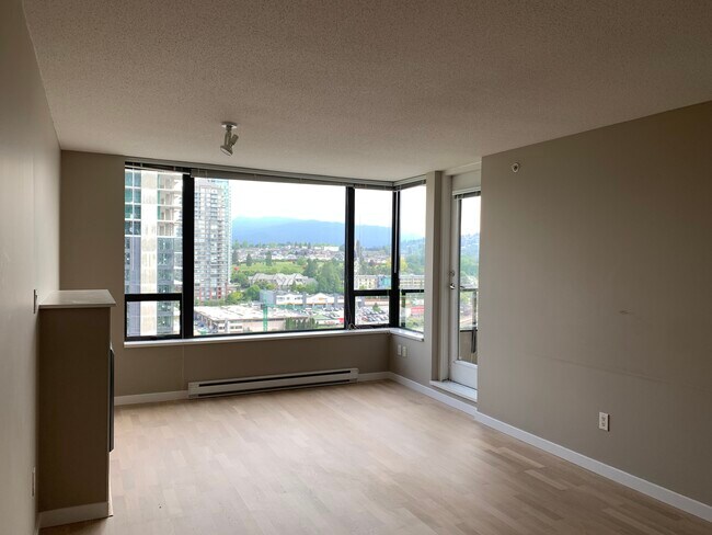 Photo - 1903-4118 Dawson Street Unité 1903