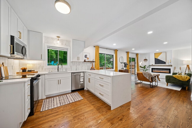 Photo - 3964 Gretna Green Dr