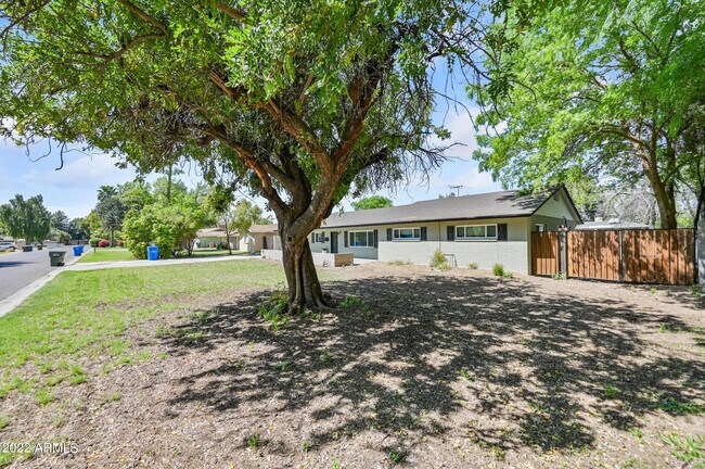 Photo - 1226 W Rancho Dr