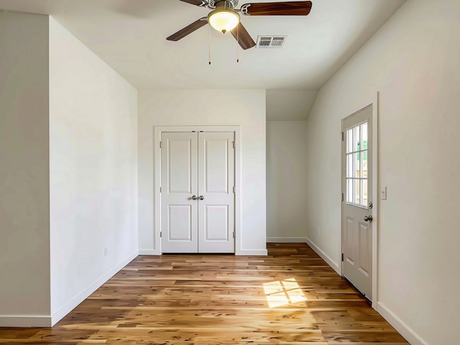 Photo - 309 NW Arlington Ave