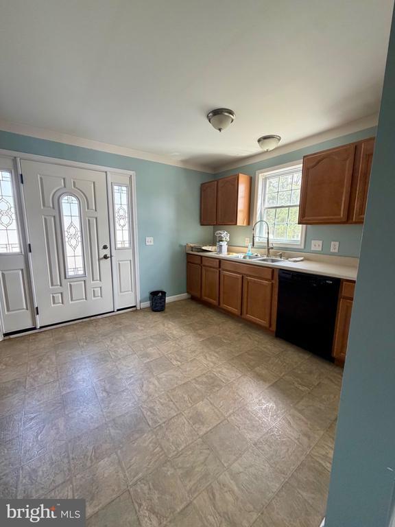 540 Monticello St Unit 4