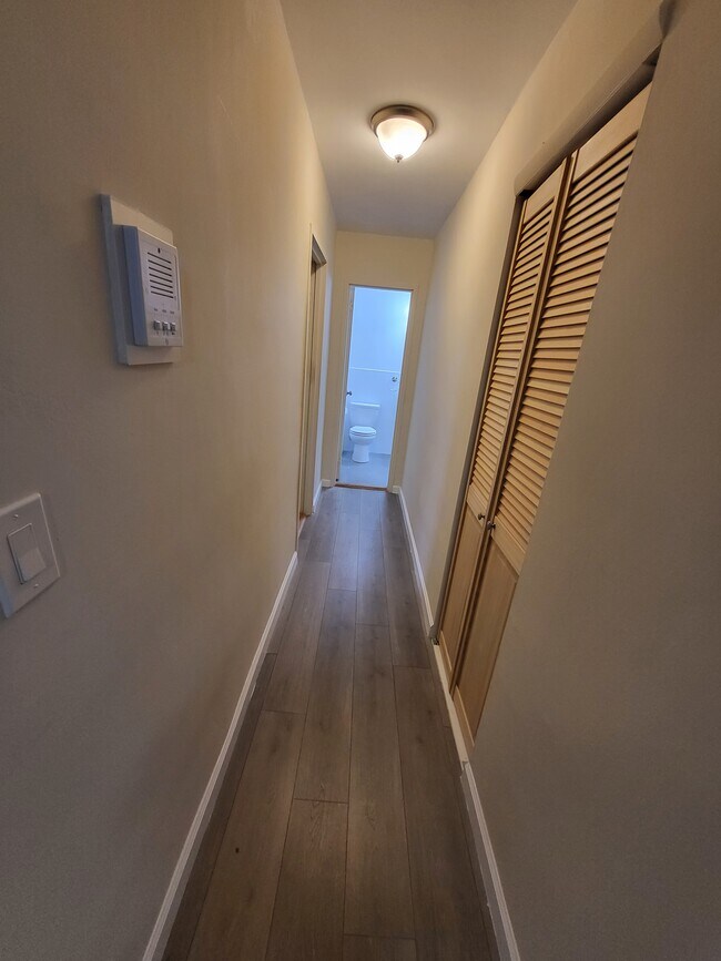 Photo - 620 Baychester Ave Unit 1-21