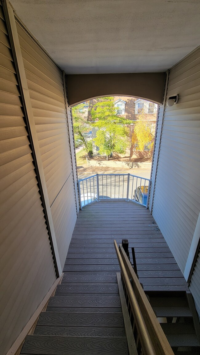 Landing - 780 River Rd Unit 373