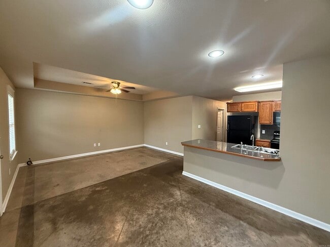 Photo - 113 Butterfield Crossing