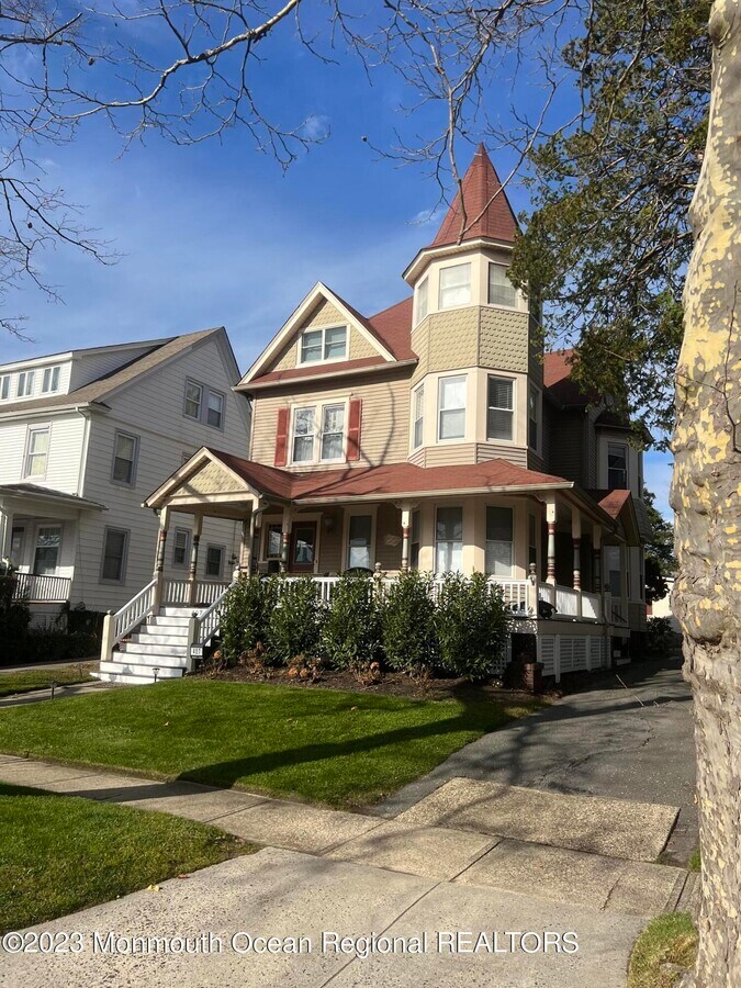 Photo - 407 Euclid Ave House