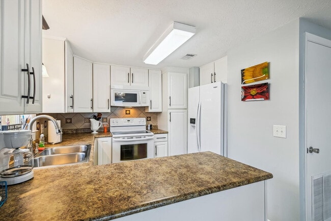 Photo - 5710 Sunset Ave Unit SI ID1523314P