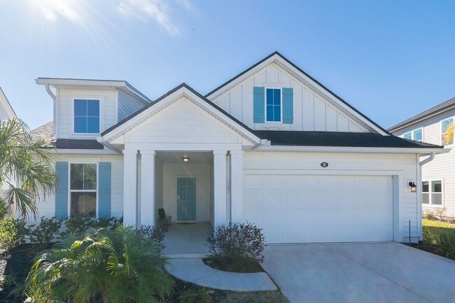 Building Photo - Incredible Pool Home