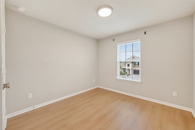 Building Photo - 11215 Pavonia Creek Ct