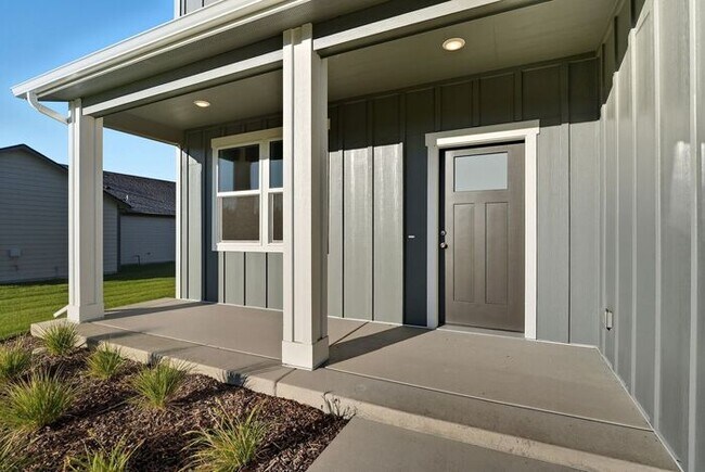 Spacious 4-Bedroom Home with Loft, 3 Baths & 3-Car Garage