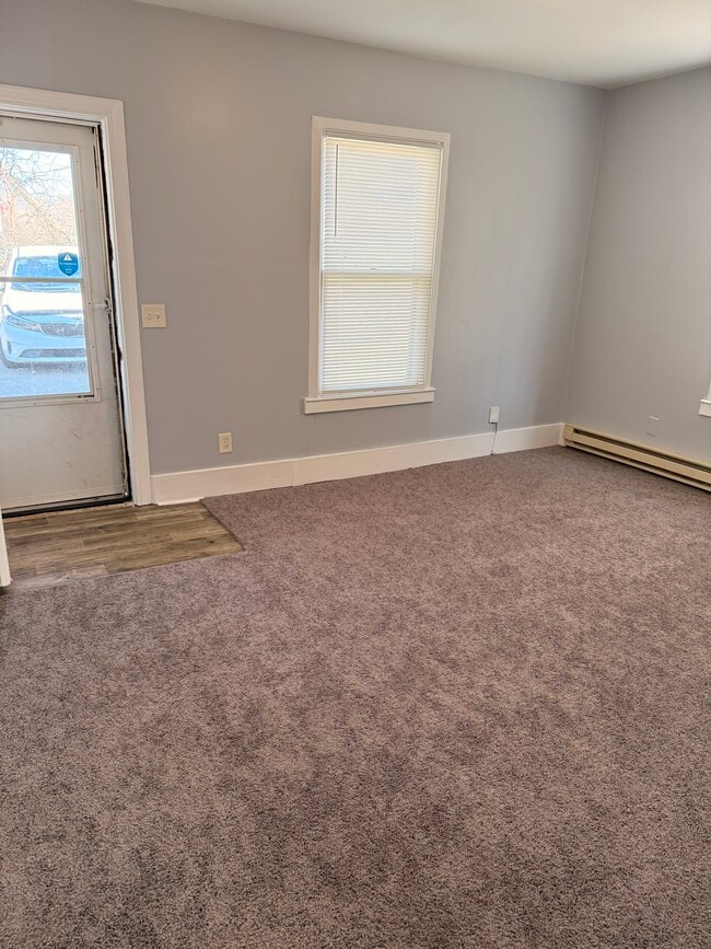 Photo - 958 Strouse Ave