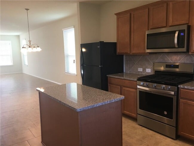 Photo - 525 Coffee Berry Dr