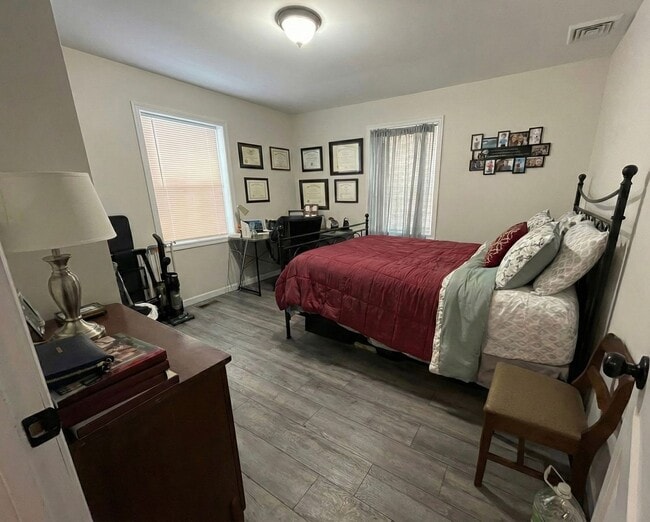 Photo - 12 Fetherman St