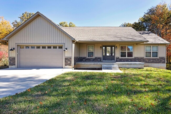 Photo - 369 Meadowview Dr