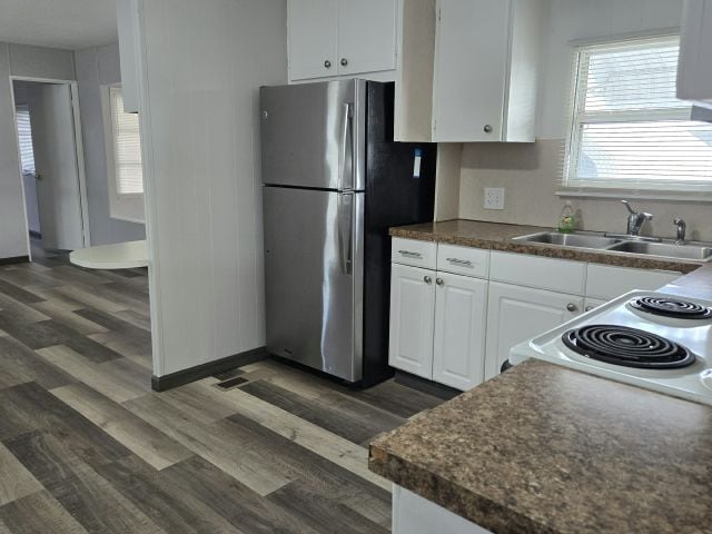 Photo - 204 48th Ave W