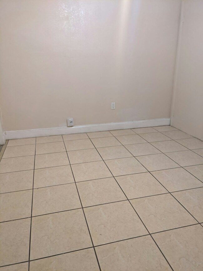 Photo - 1241 NE 212th Terrace