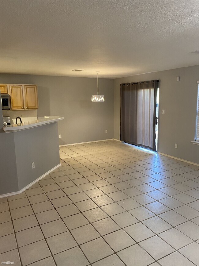 Photo - 3 br, 2.5 bath House - 5926 Clerkenwell Drive