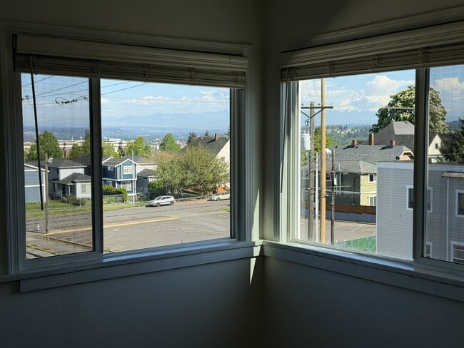 Photo - 1223 S J St Unit 12