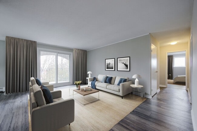 Photo - 520 Parkside Dr