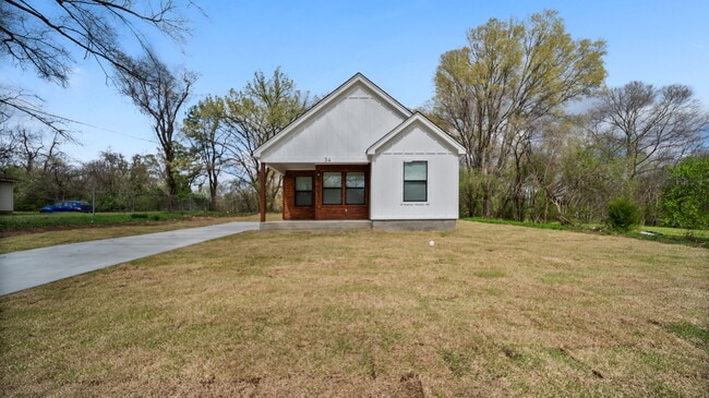 Building Photo - 34 E Geeter Rd