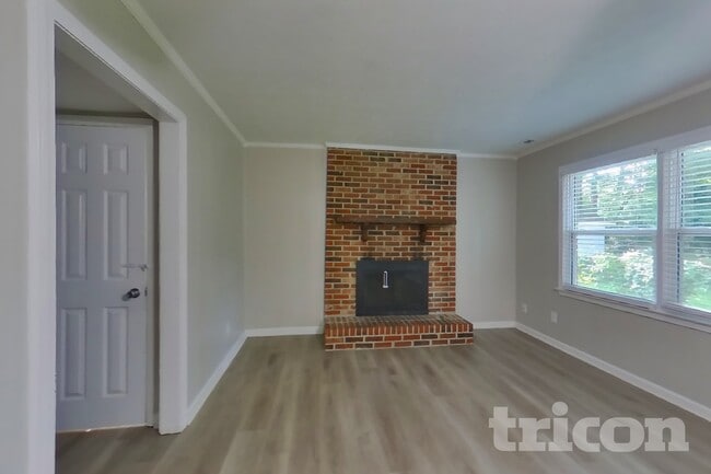 Photo - 3319 Old Salem Rd SE