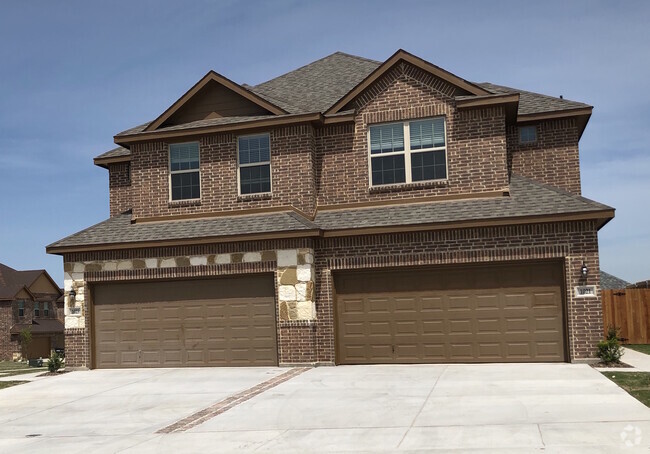 Building Photo - LUXURY 2 STORY DUPLEX LOCATED IN MIDLOTHIA... Rental
