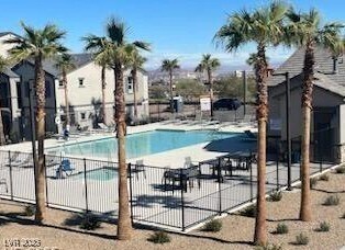 Photo - 483 Ylang Pl