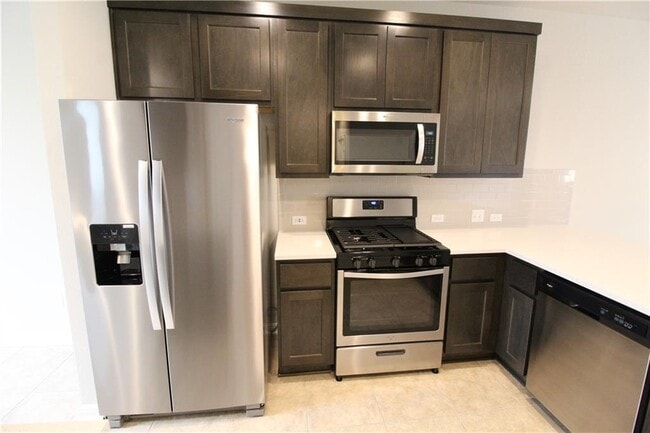 Photo - 2028 Arendale Dr House