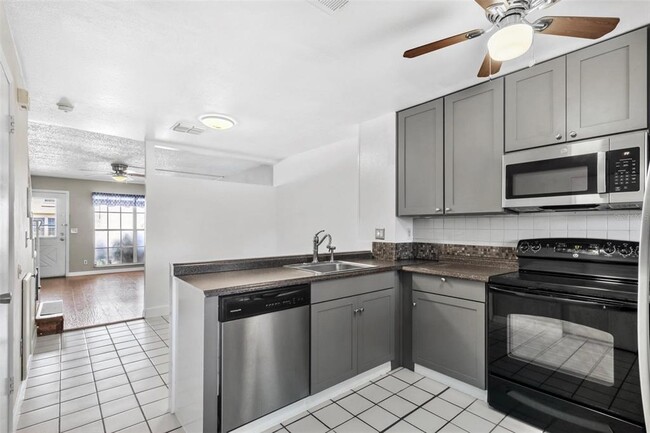 Photo - 6600 121st Ave N