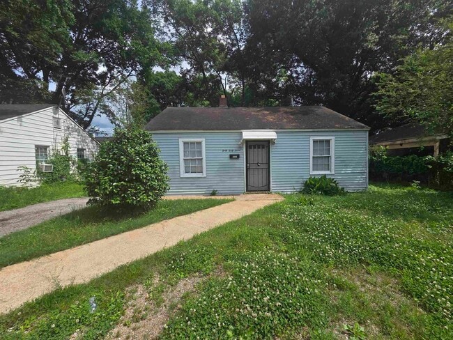 Building Photo - 4047 Chelsea Ave