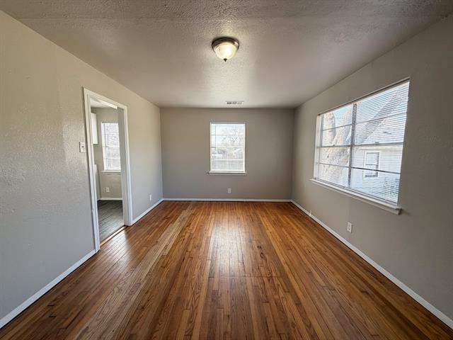 Photo - 410 N Flat St