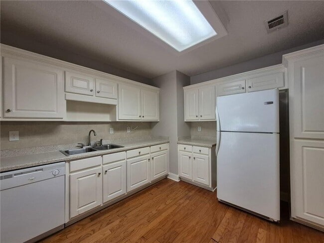 Photo - 3232 Glenloch Pl