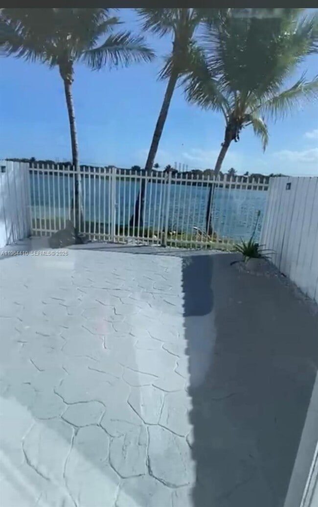 Photo - 17561 SW 140th Ct