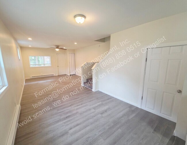 Photo - 694 W 8th St Unit 2