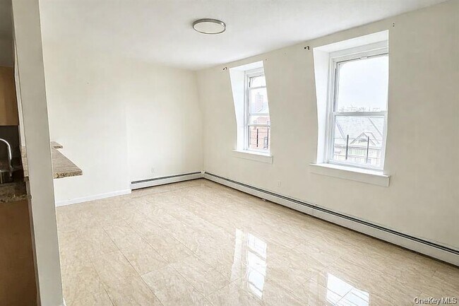 Photo - 296 Mill St Unit 3