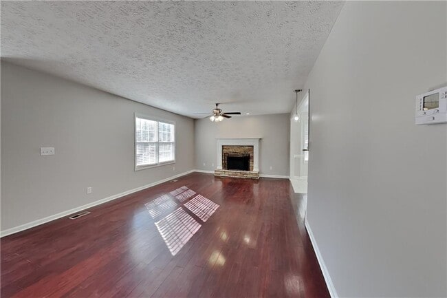 Photo - 76 Riverbend Trail